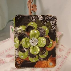 Mad Styles Camo Tablet Cover